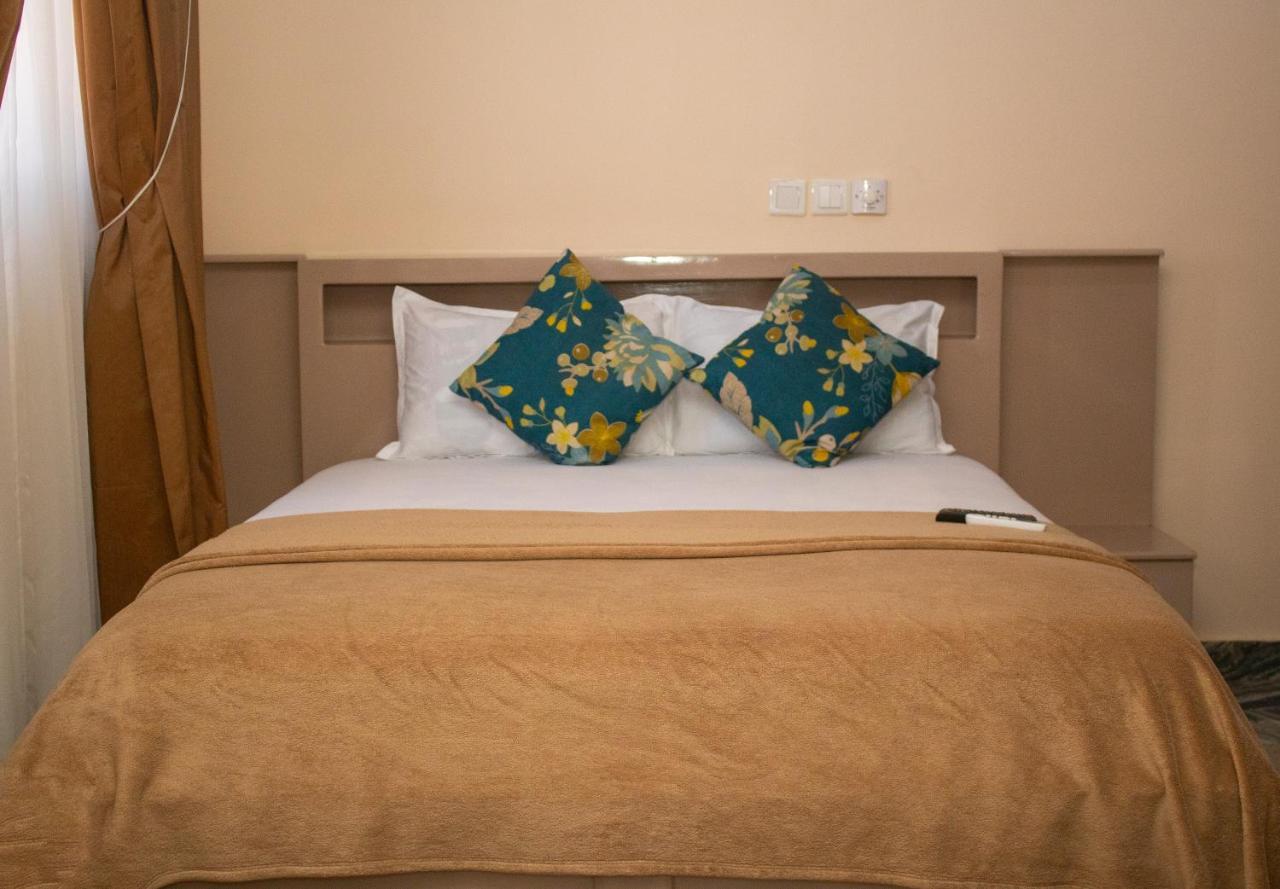 Exotic Palace Hotel Тема Екстериор снимка