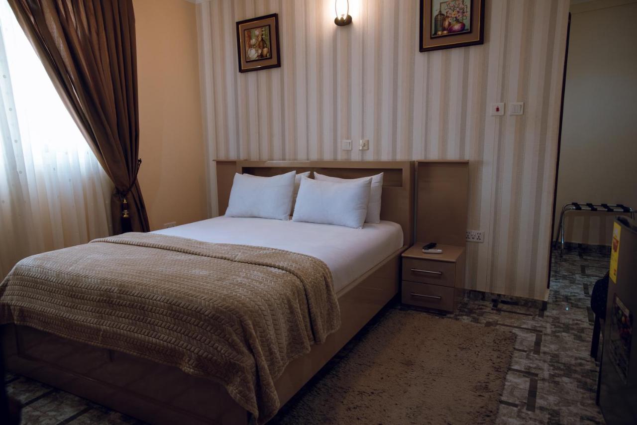 Exotic Palace Hotel Тема Екстериор снимка