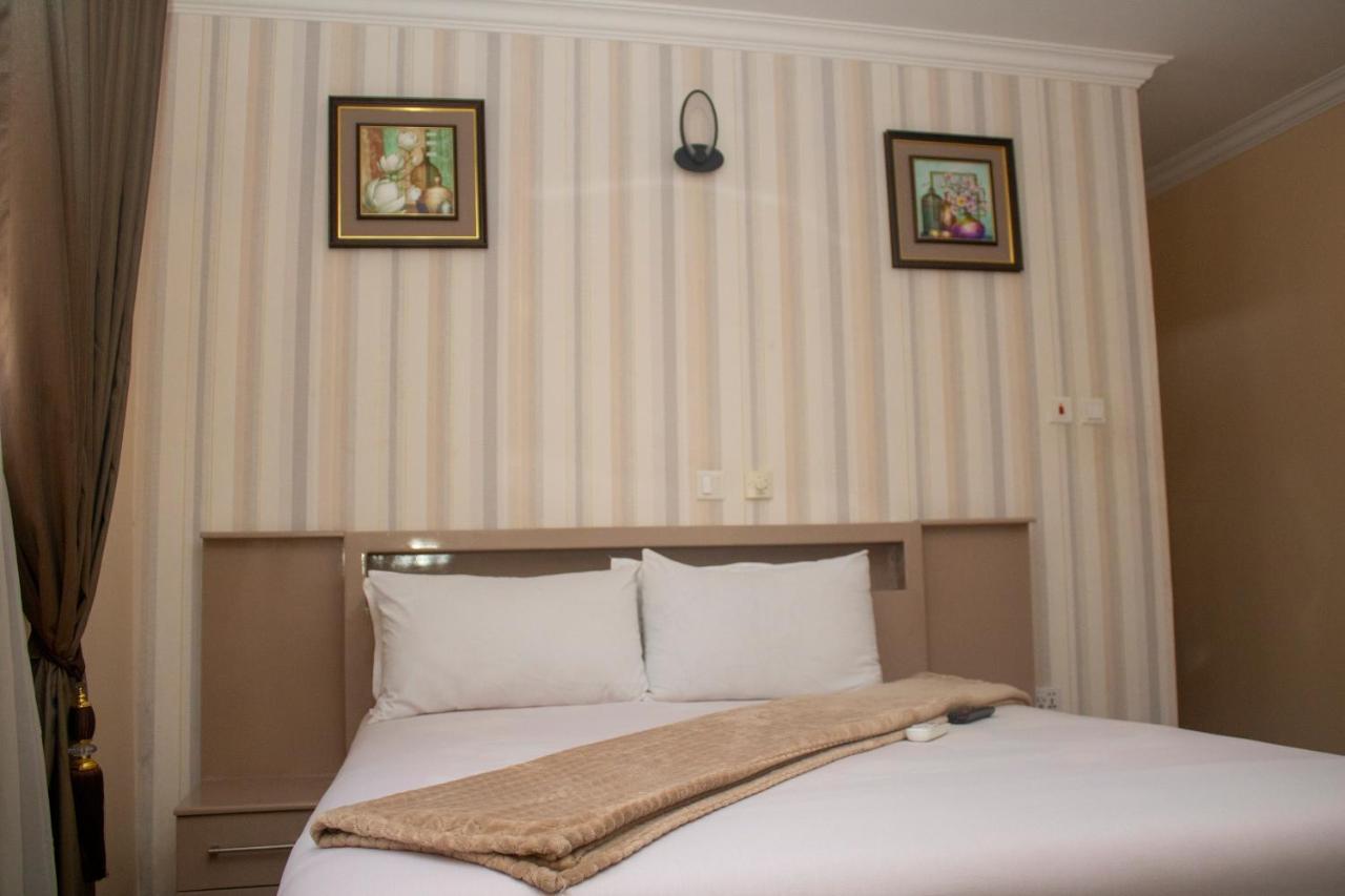 Exotic Palace Hotel Тема Екстериор снимка