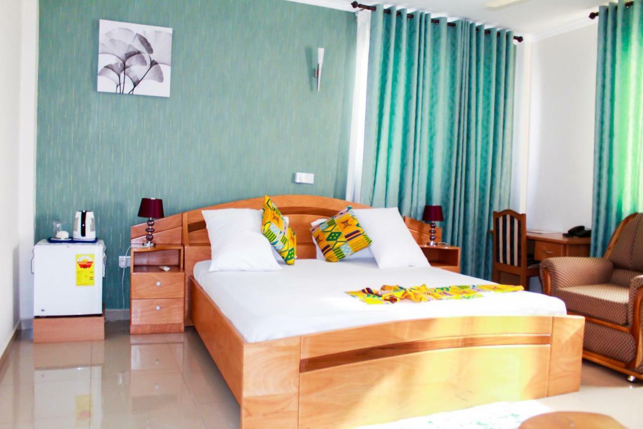 Exotic Palace Hotel Тема Екстериор снимка
